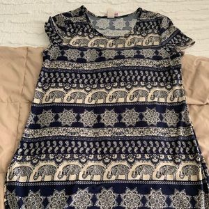 Short sleeved tunic with elephant design